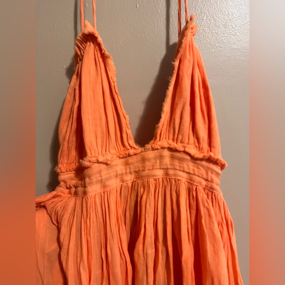 FREE PEOPLE 100 DEGREE MINI DRESS SZ MEDIUM IN BIRDS OF PARADISE COLOR